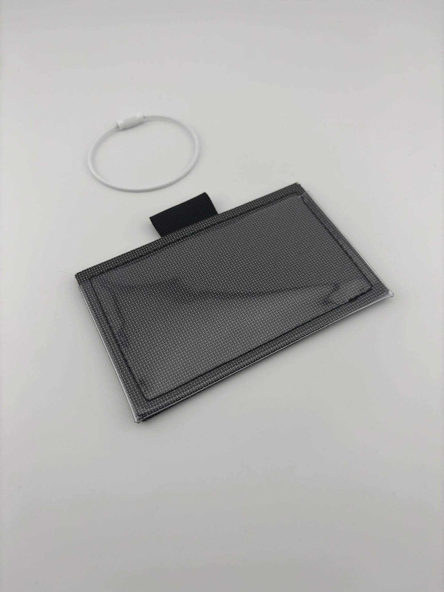 ConTapt - Ultra NFC Business Card Holder