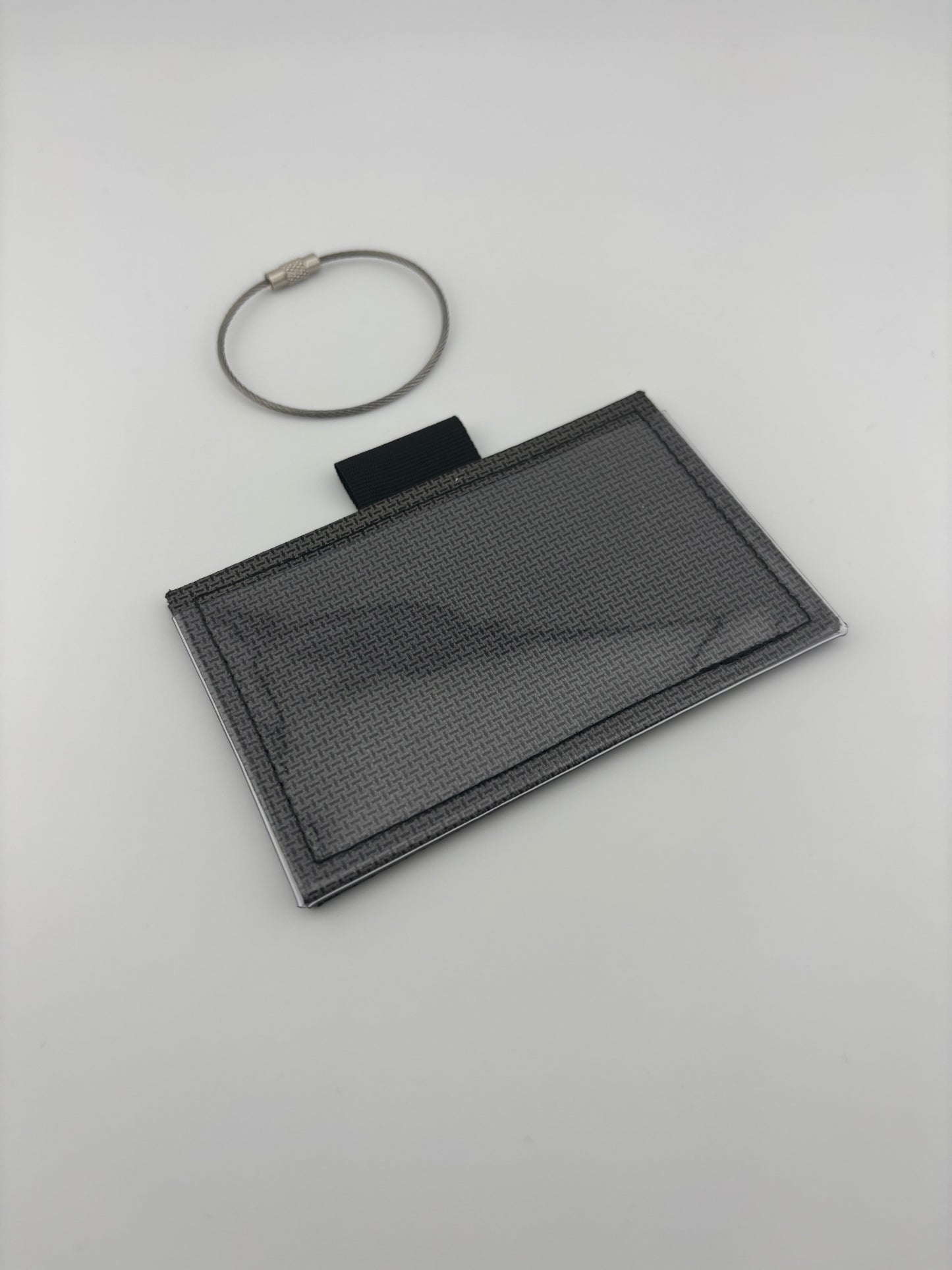 ConTapt - Ultra NFC Business Card Holder