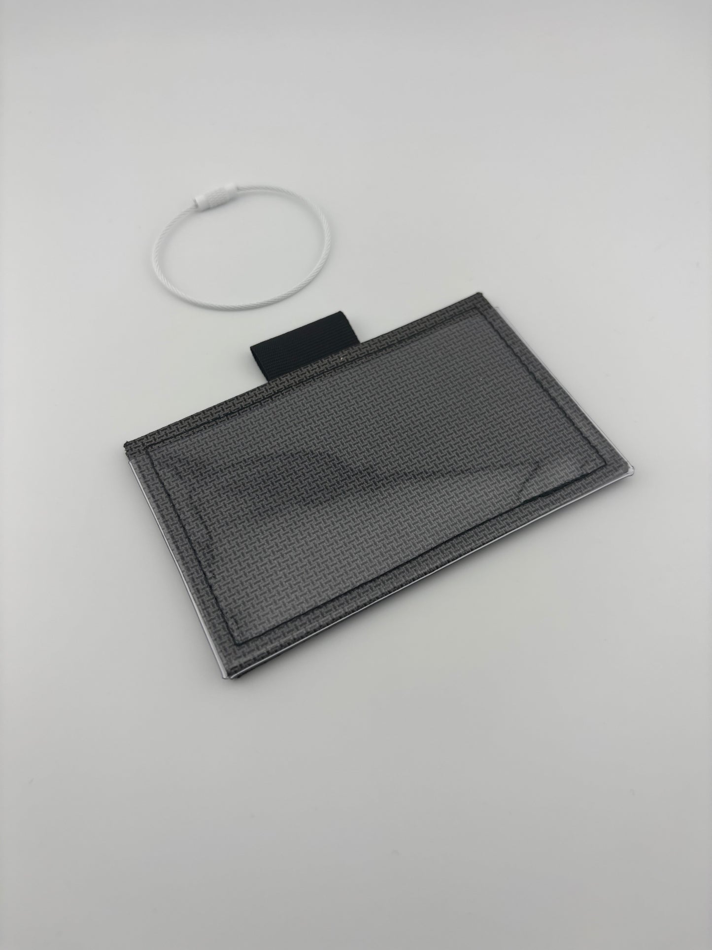 ConTapt - Ultra NFC Business Card Holder
