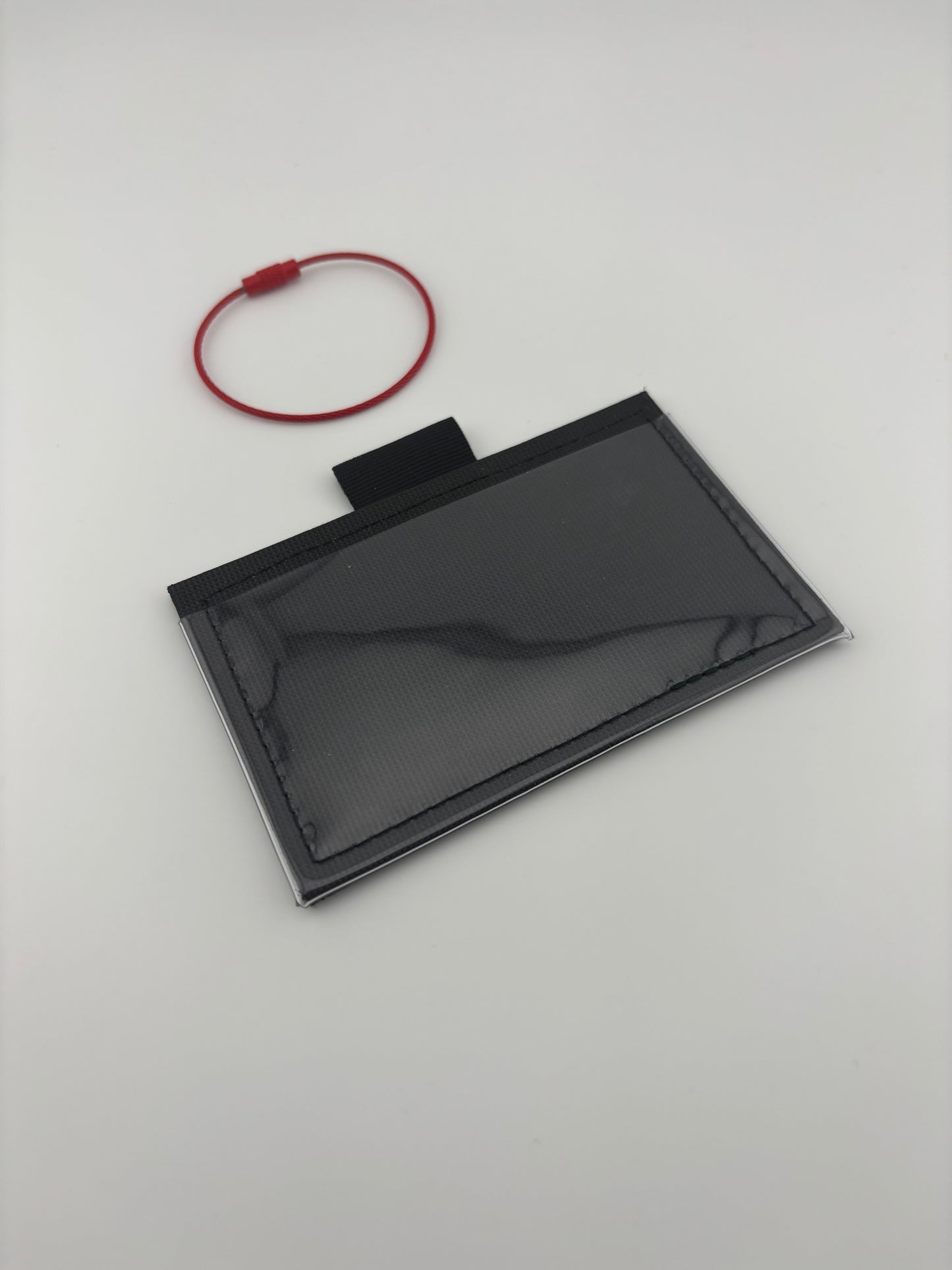 ConTapt - Ultra NFC Business Card Holder