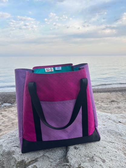 Iris Tote