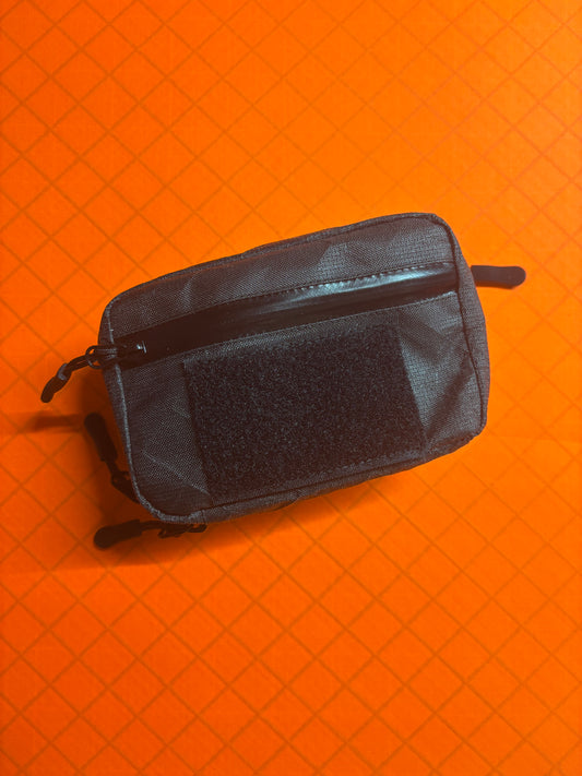 Min Pouch